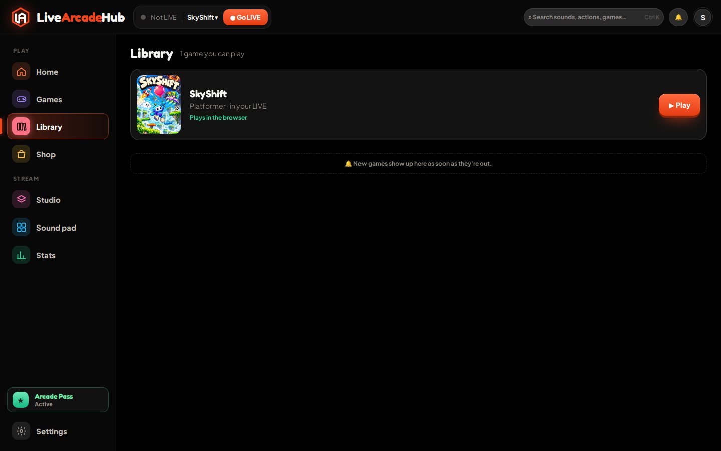 Library: installed games, updates and Play.